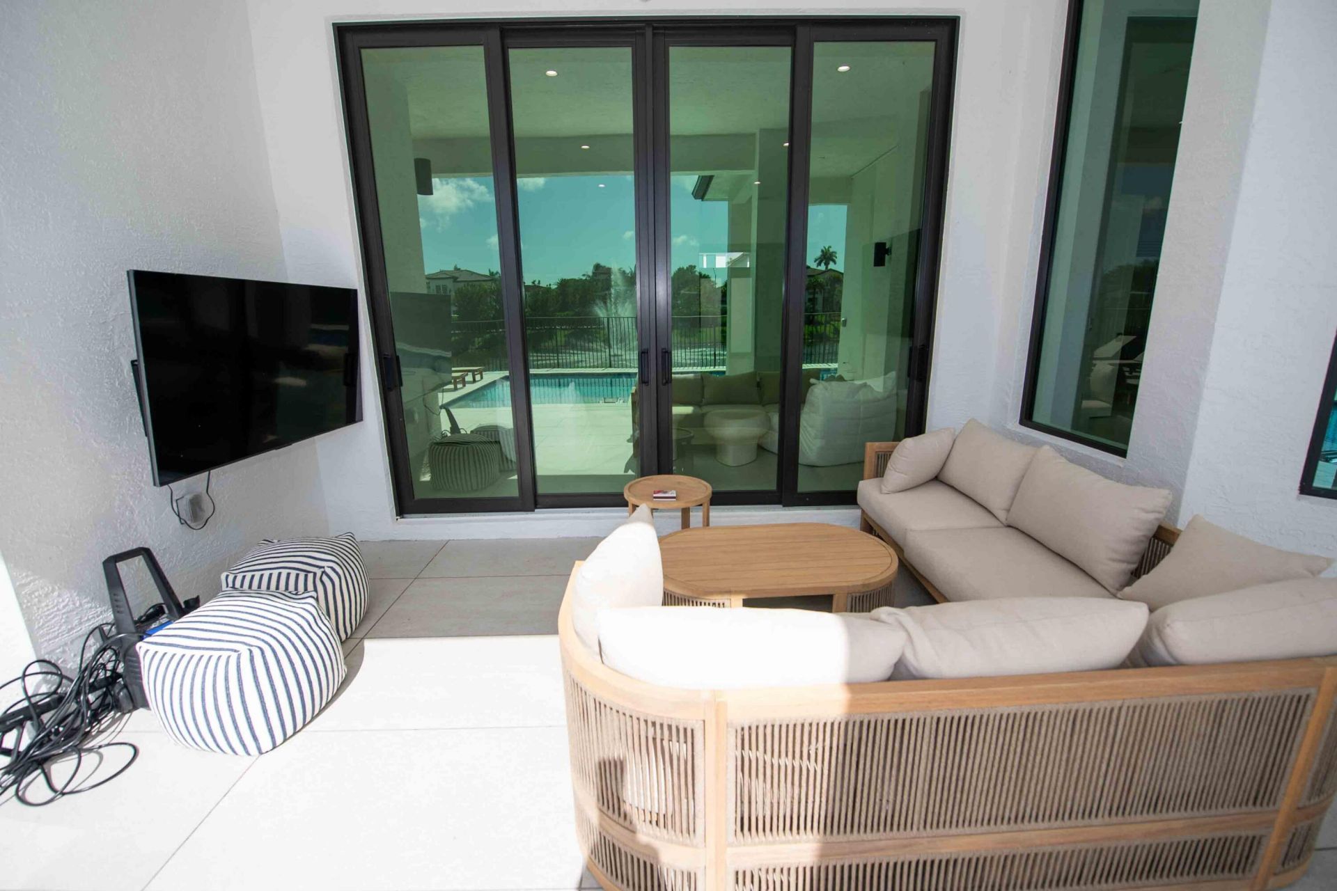 5746 Ashwood Circle W, Hollywood, FL 33312 Photo