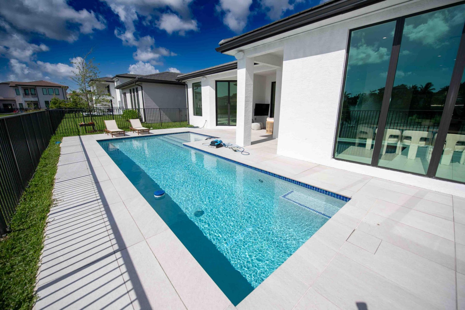 5746 Ashwood Circle W, Hollywood, FL 33312 Photo