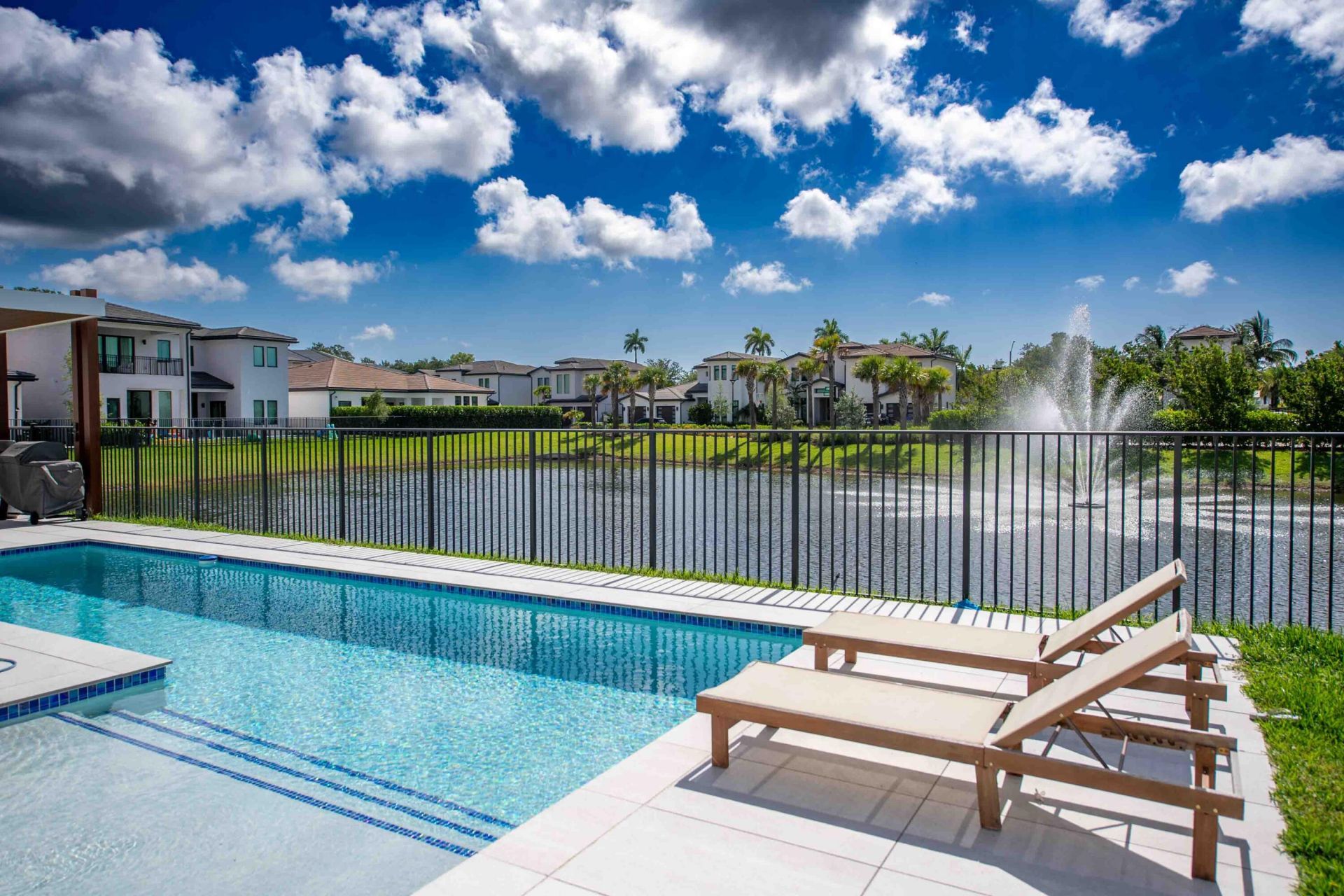 5746 Ashwood Circle W, Hollywood, FL 33312 Photo