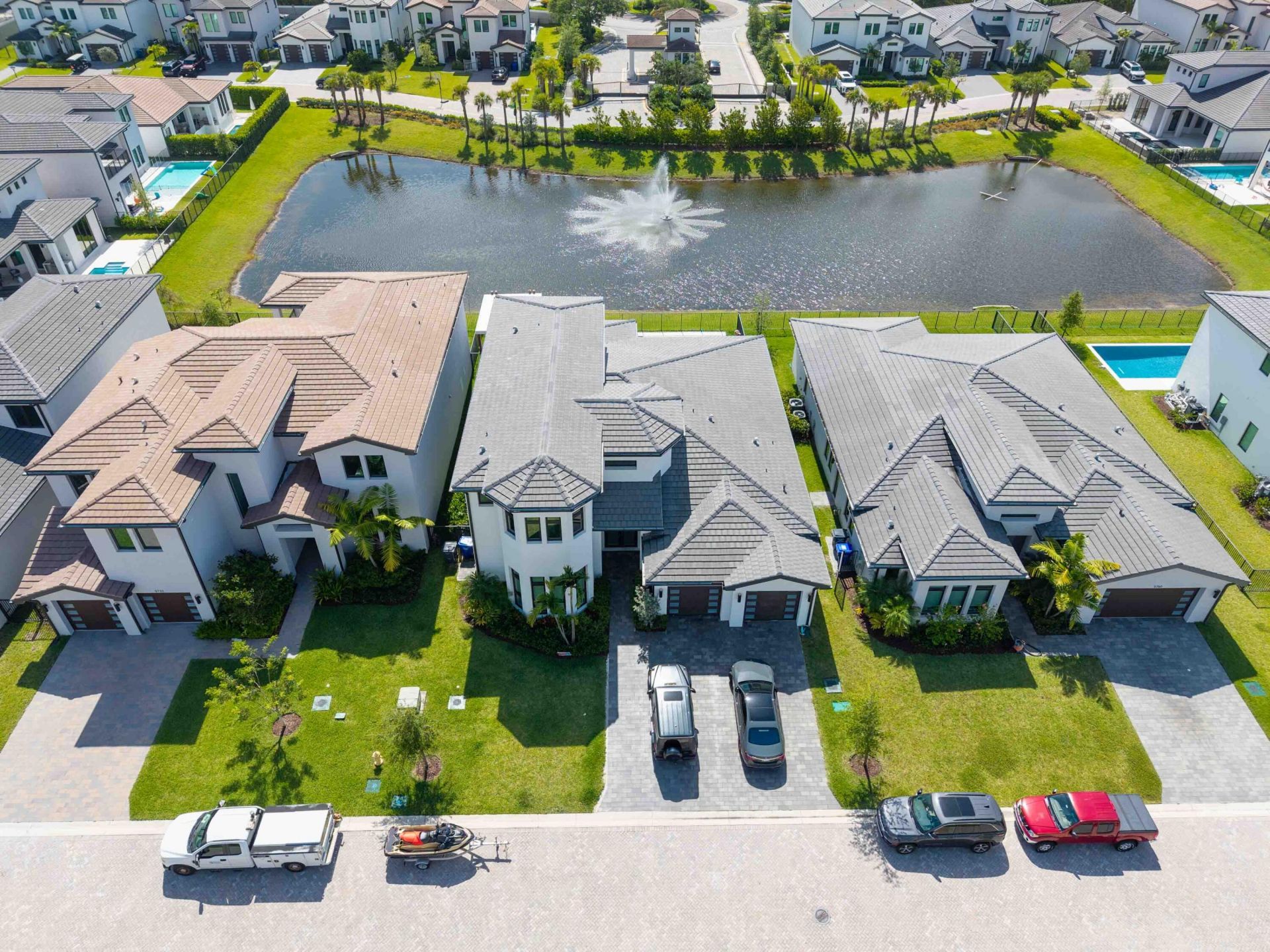 5746 Ashwood Circle W, Hollywood, FL 33312 Photo