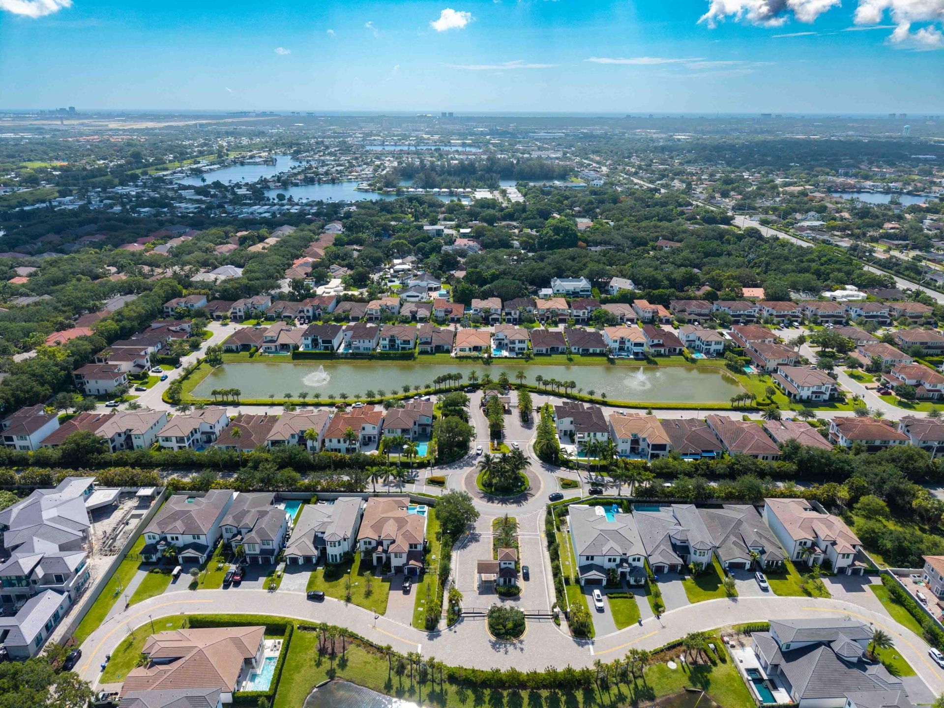 5746 Ashwood Circle W, Hollywood, FL 33312 Photo