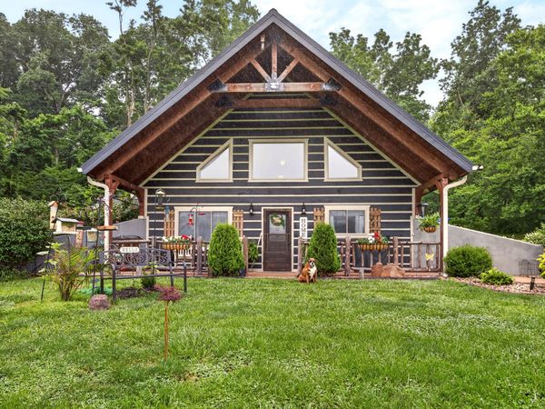 2443 Mangus Road , Poland, IN 47868