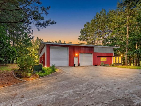 635 Seven Mile Ridge Rd , Indian Mound, TN 37079