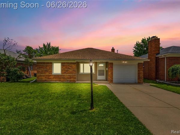 1075 12th Street, Wyandotte, MI 48192