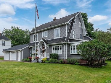 110 N Cayuga Road, Buffalo, NY 14221