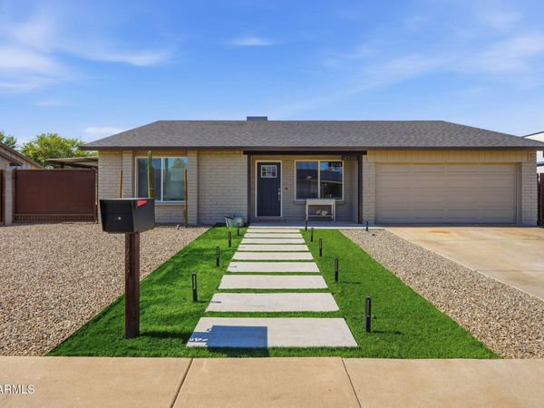 2745 W LIBBY Street, Phoenix, AZ 85053