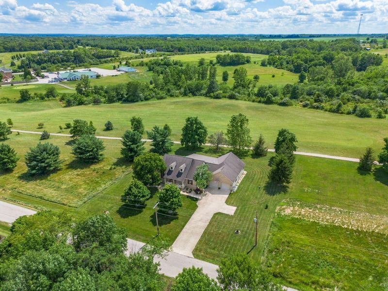 9561 Crownover Road, Williamsport, OH 43164 Photo 40