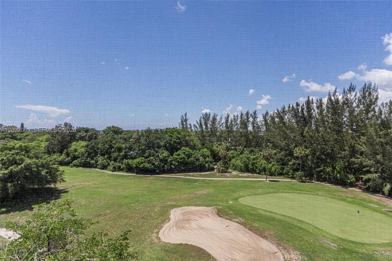 3150 N Palm Aire Dr , Unit 705, Pompano Beach, FL 33069 Photo