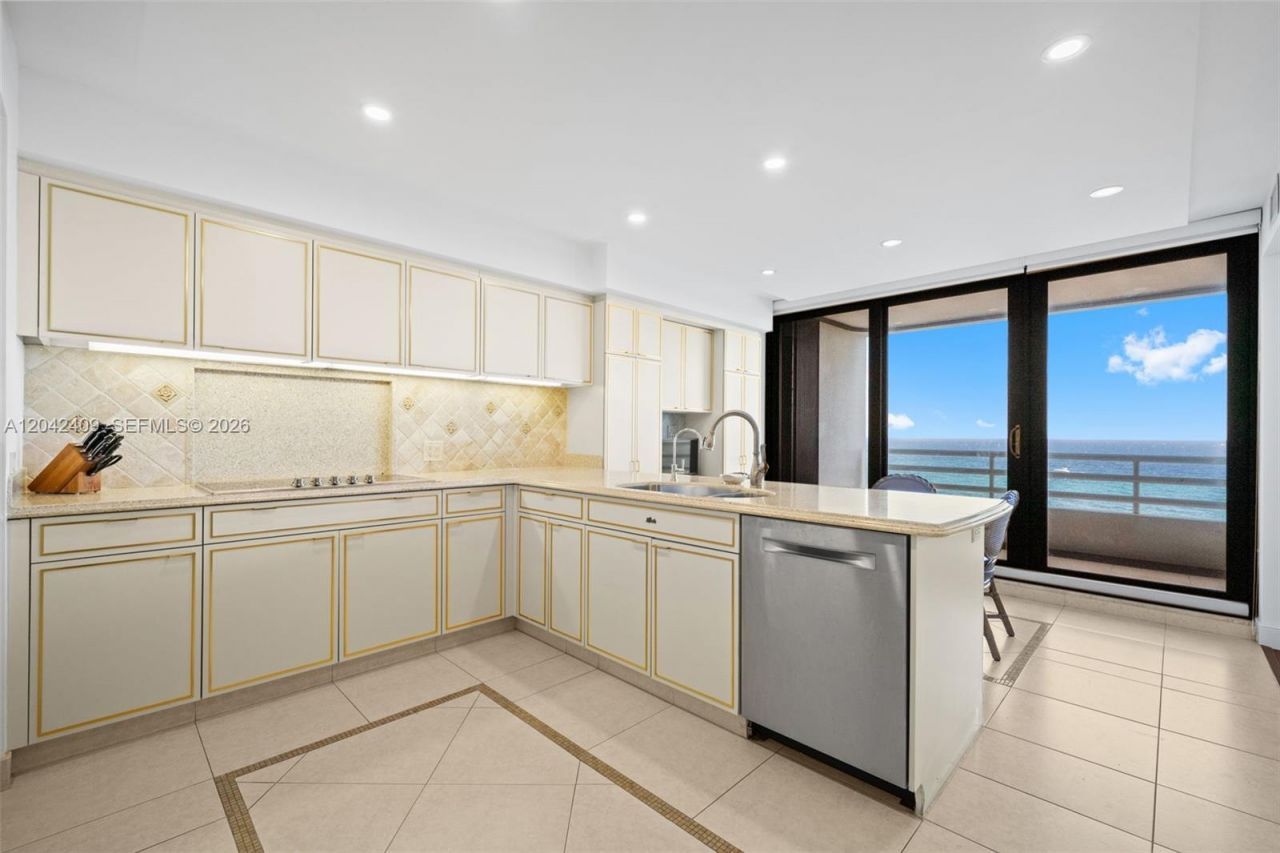 1500 S Ocean Blvd , Unit 804, Boca Raton, FL 33432 Photo