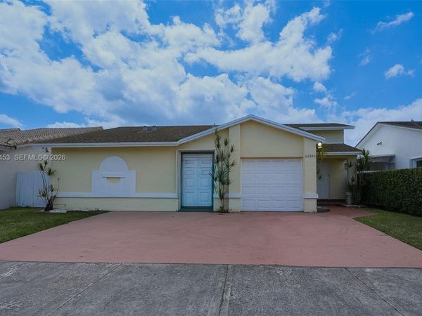 10920 SW 143rd Ct , Miami, FL 33186