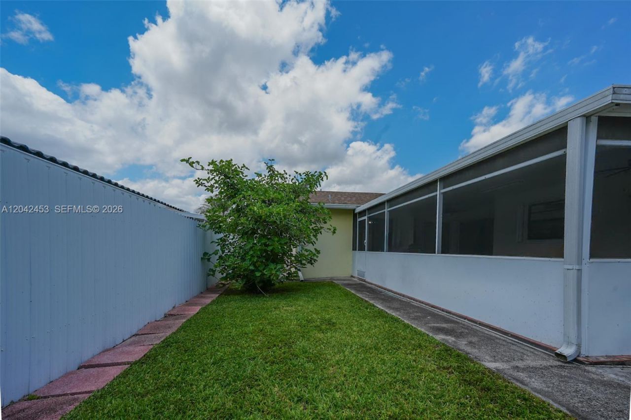 10920 SW 143rd Ct , Miami, FL 33186 Photo