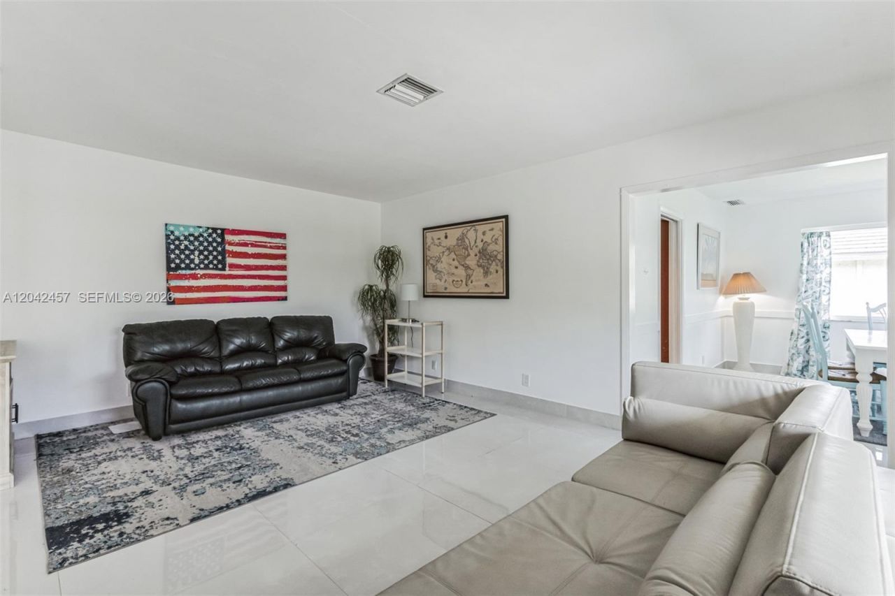 633 N Crescent Dr, Hollywood, FL 33021 Photo