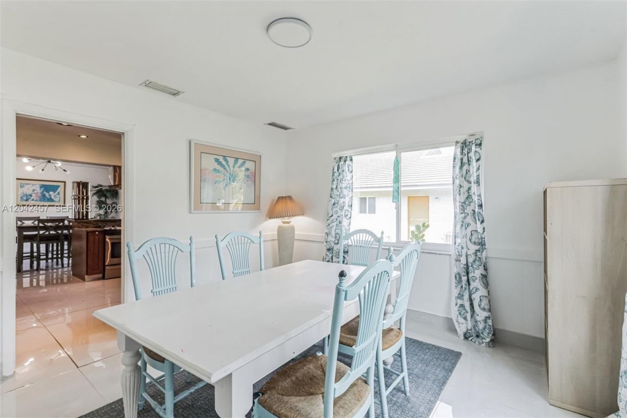 633 N Crescent Dr, Hollywood, FL 33021 Photo
