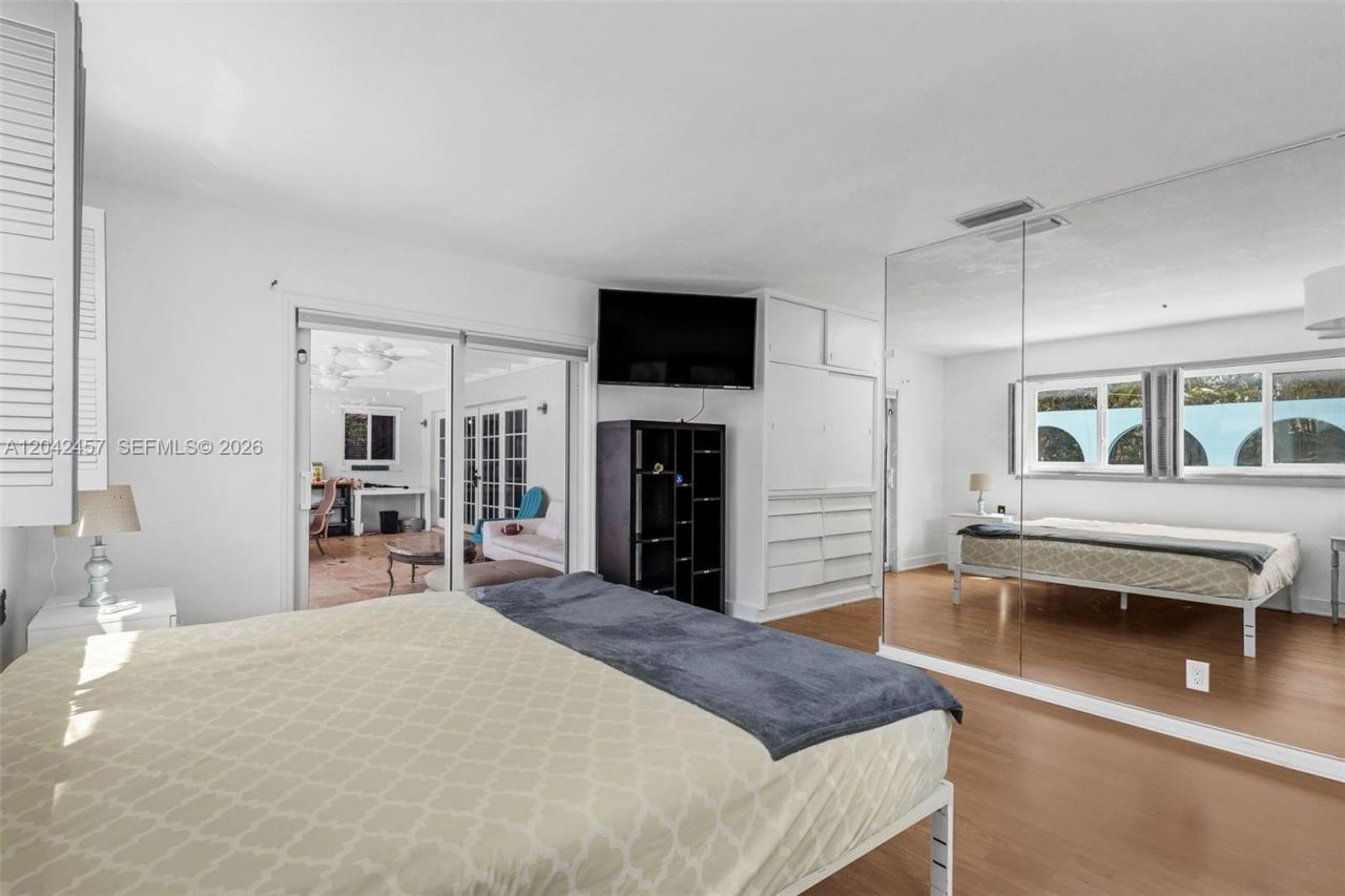 633 N Crescent Dr, Hollywood, FL 33021 Photo