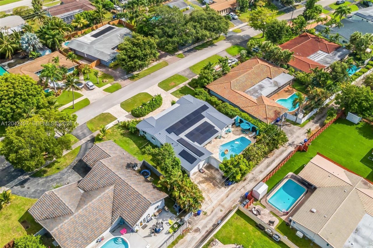 633 N Crescent Dr, Hollywood, FL 33021 Photo
