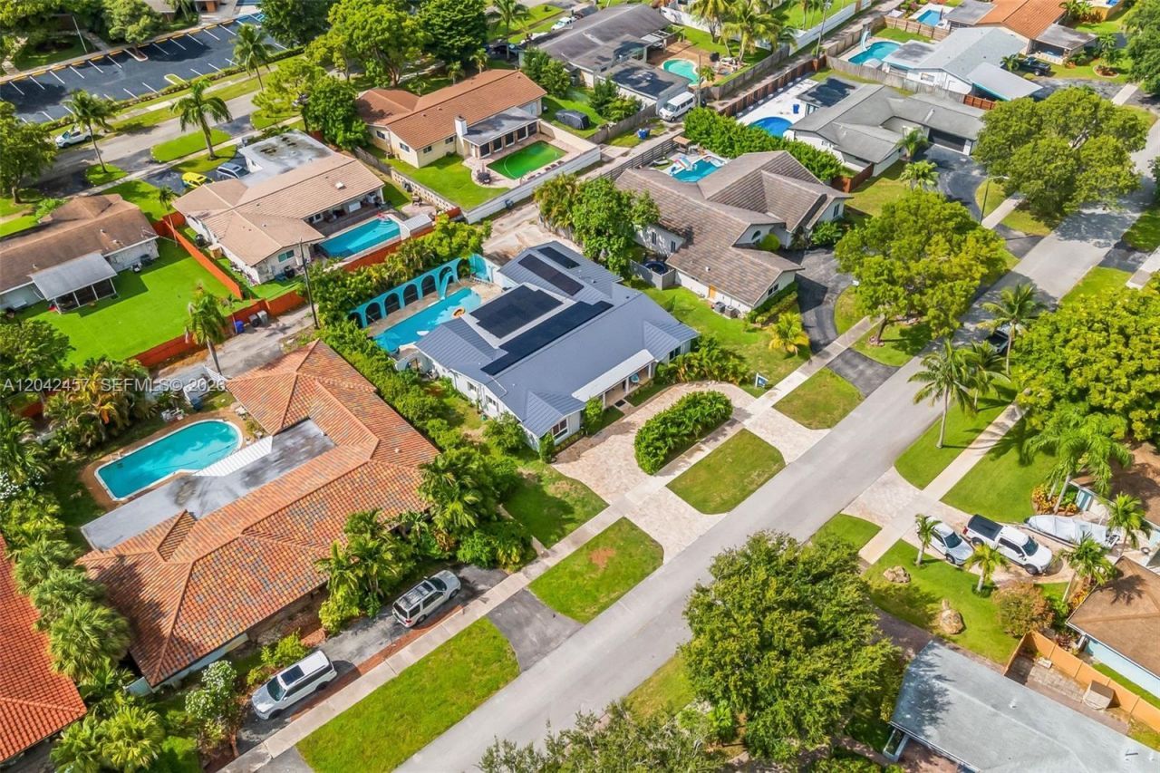 633 N Crescent Dr, Hollywood, FL 33021 Photo