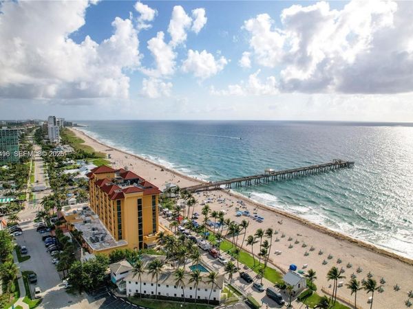 9 NE 20th Ave , Unit 201, Deerfield Beach, FL 33441