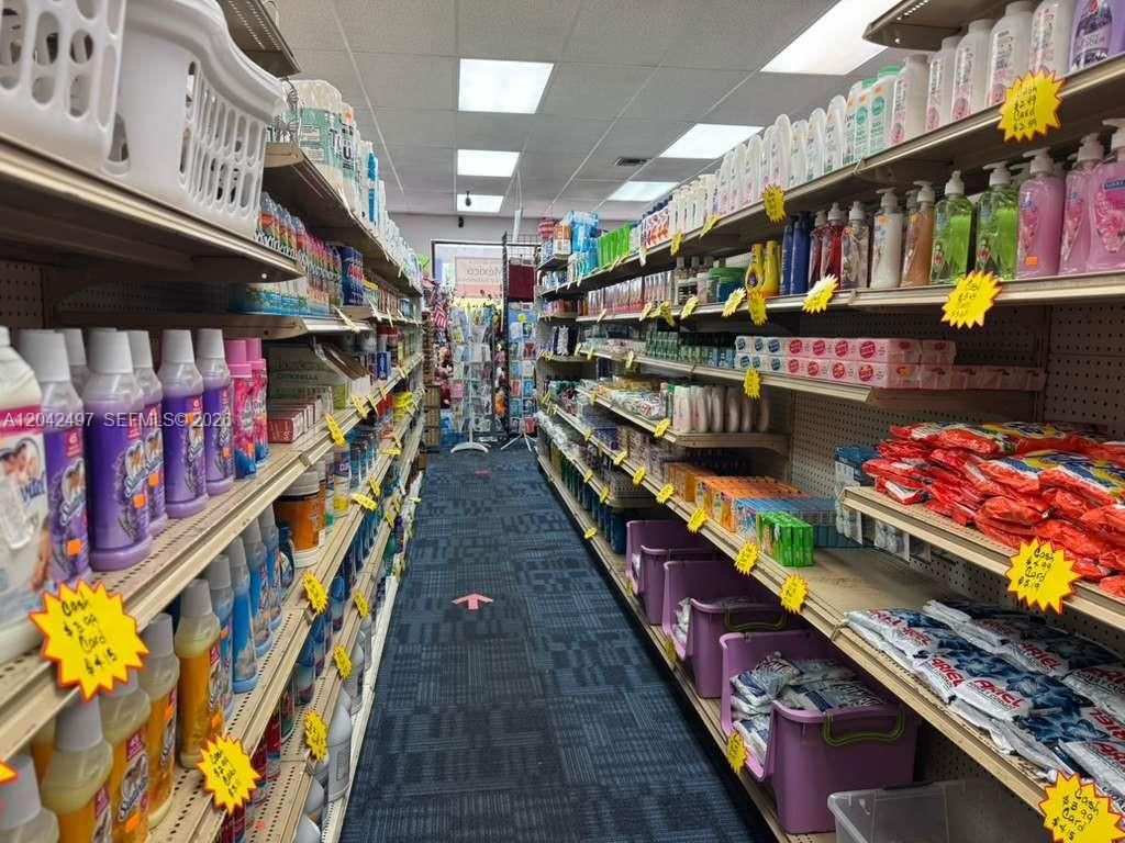 Convenience Store For Sale , Kendall, FL 33175 Photo
