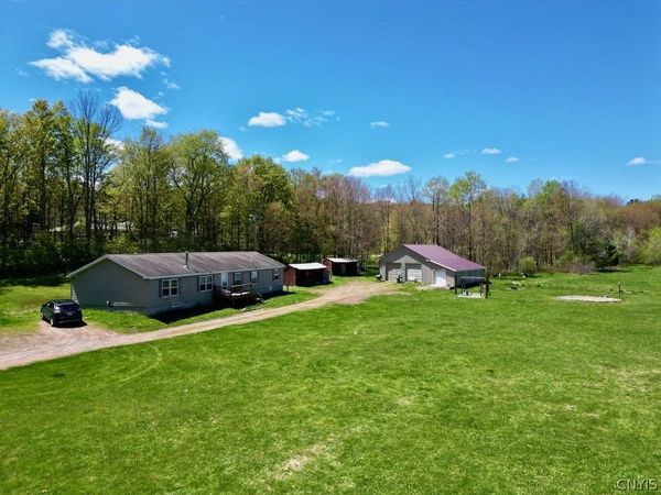 7 Beach Road, Camden, NY 13316