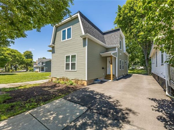 1239 Plymouth Avenue S, Rochester, NY 14611