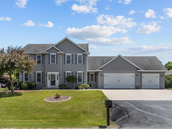 477 DALTON ROAD, Neenah, WI 54956