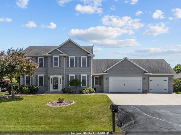 477 DALTON ROAD, Neenah, WI 54956
