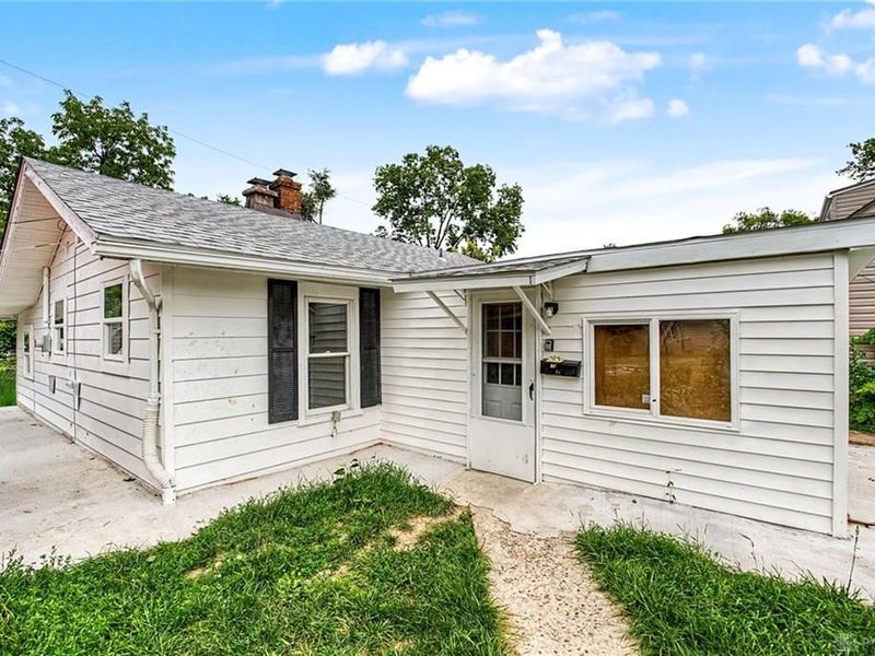 133 Loretta Drive, Dayton, OH 45415 Photo 2