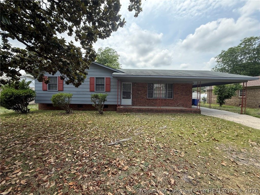 5707 Chisholm Trail, Fayetteville, NC 28303 Main Photo