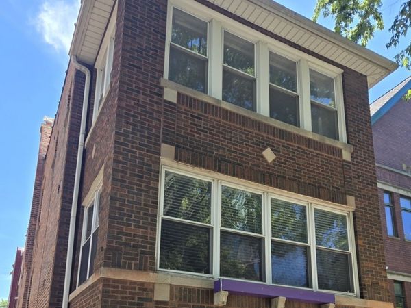 2255 W Huron Avenue , Unit 1R, Chicago, IL 60612