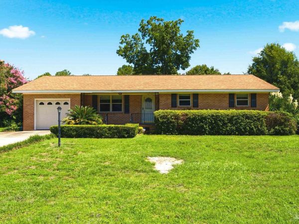 8927 Jupiter Dr, Pensacola, FL 32507