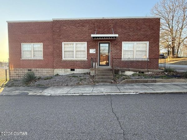 373 N Cumberland Street , Jackson, TN 38301