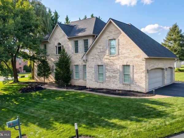1124 SARAZEN WAY, YORK, PA 17404