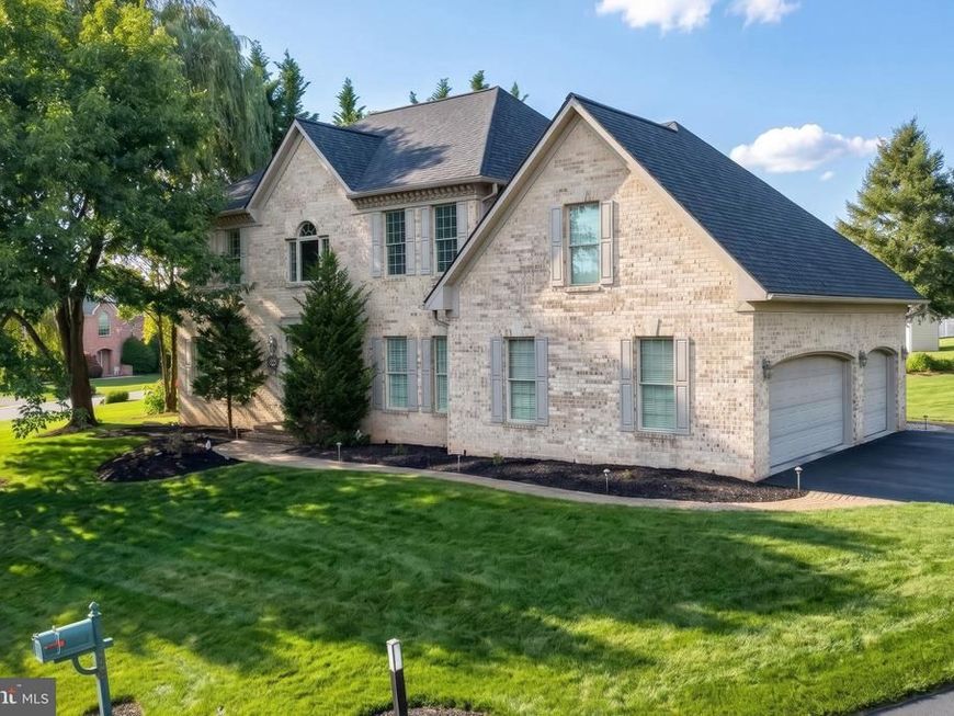 1124 Sarazen Way, York, PA 17404 Main Photo