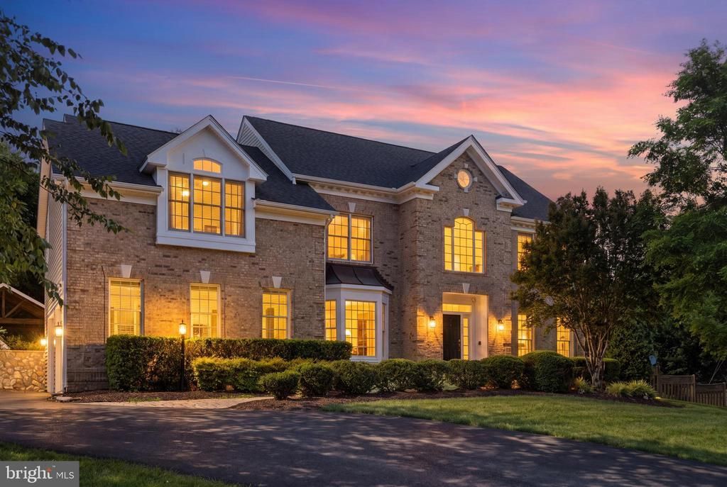 9800 John Robert Way, Fairfax, VA 22032 Main Photo