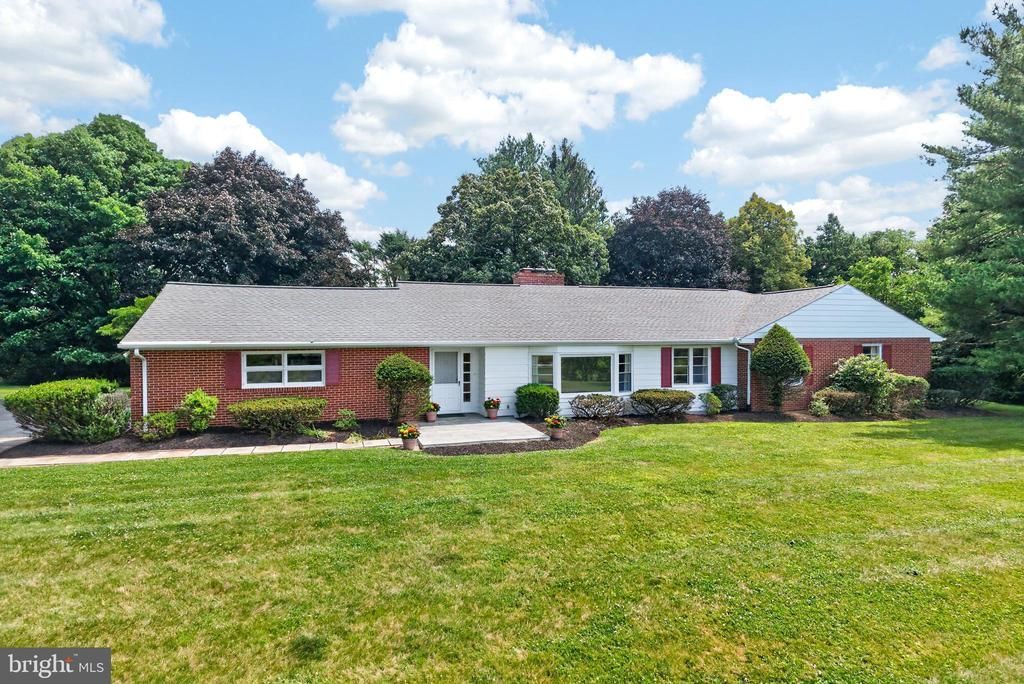 555 COUNTRY CLUB ROAD, COATESVILLE, PA 19320