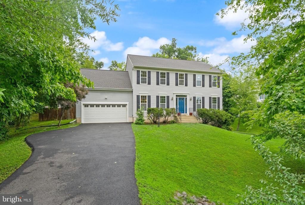 8930 Jameson Street, Lorton, VA 22079 Main Photo