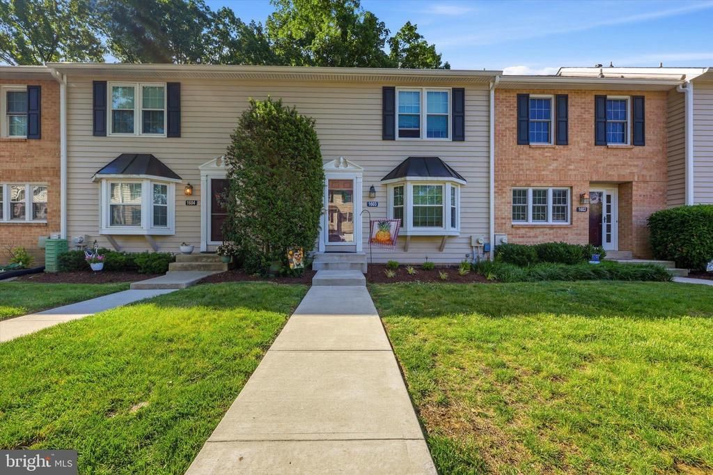 1603 N GLEN DRIVE, GLEN MILLS, PA 19342