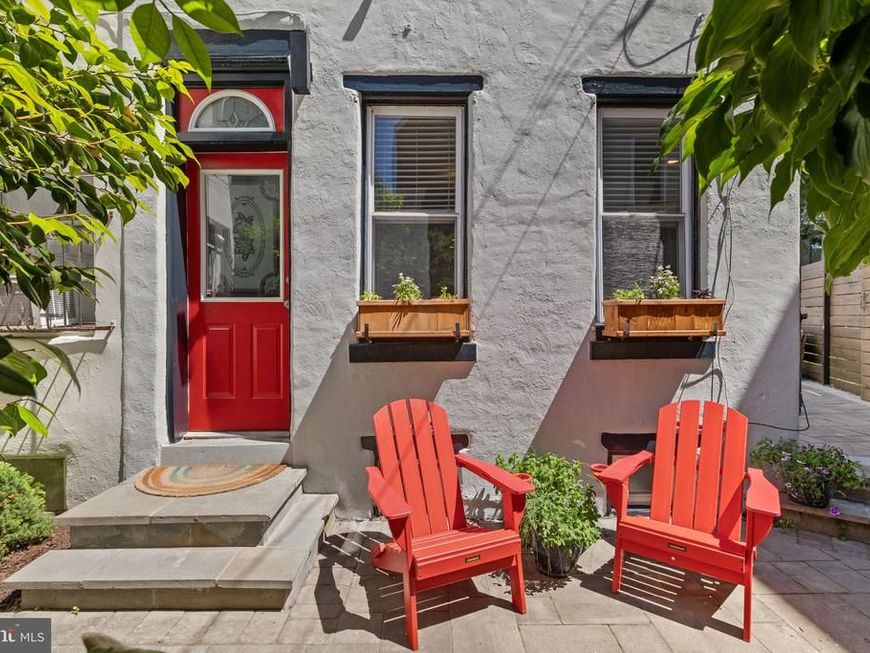 2123 Fitzwater Street, Philadelphia, PA 19146 Main Photo