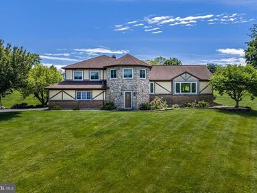 947 TAMENEND ROAD, BATH, PA 18014