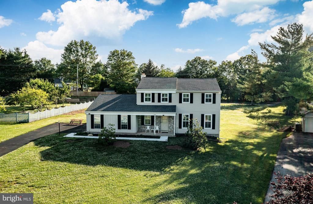 1146 SQUIRES WAY , LANSDALE, PA 19446