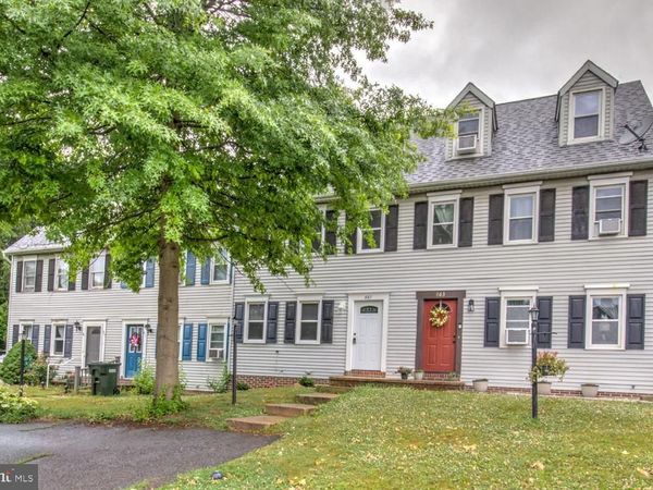 867 OAK STREET , DENVER, PA 17517