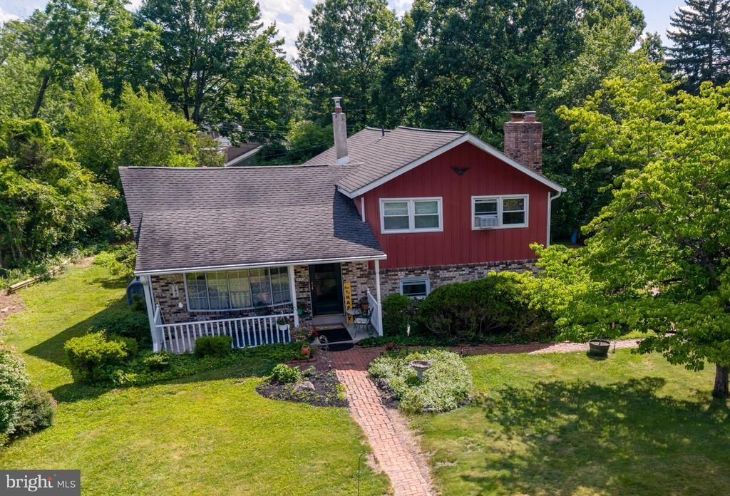 36 Schoolhouse Road , Chalfont, PA 18914 Main Photo