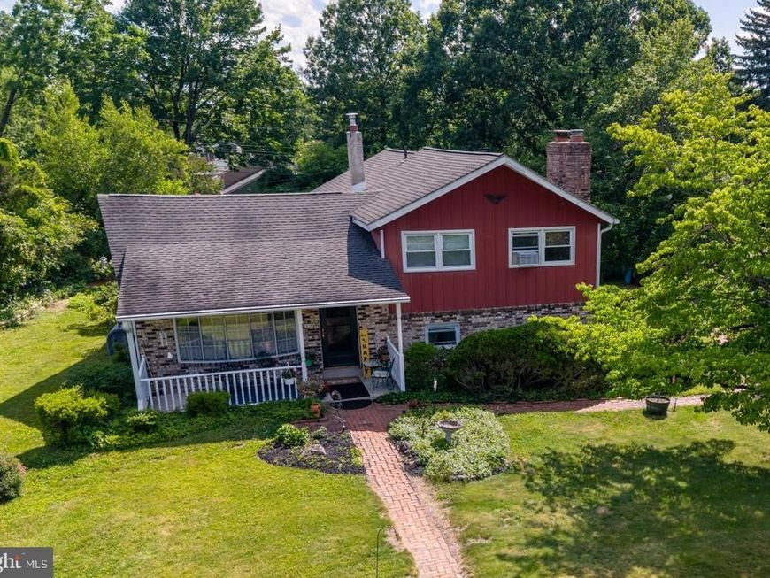 36 Schoolhouse Road , Chalfont, PA 18914 Main Photo