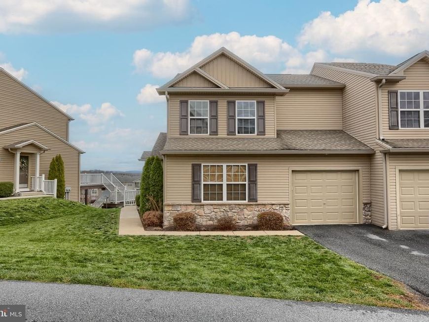 8430 Hamilton St , Hummelstown, PA 17036 Main Photo
