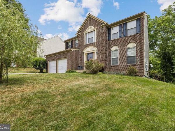 8406 OLD BRANCH AVENUE , CLINTON, MD 20735