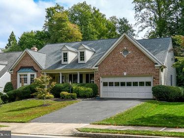 8325 ARMETALE LANE, FAIRFAX STATION, VA 22039