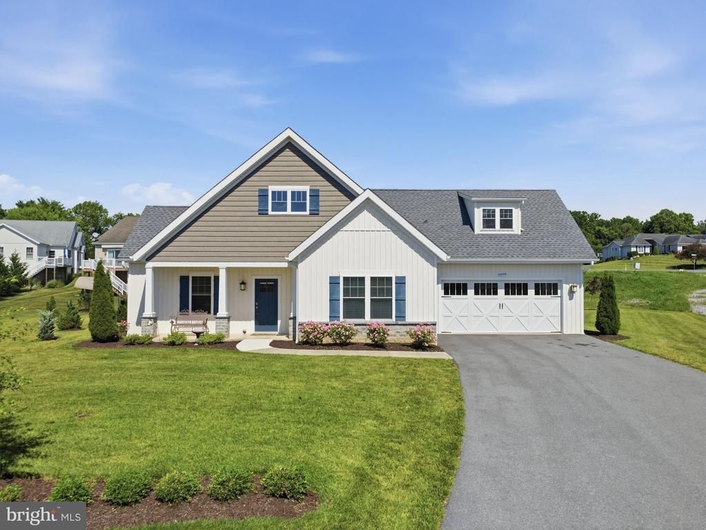 6099 HOT SPRINGS COURT , FAYETTEVILLE, PA 17222
