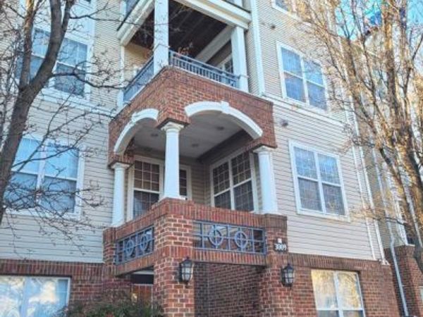3009 NICOSH CIRCLE , Unit 4303, FALLS CHURCH, VA 22042