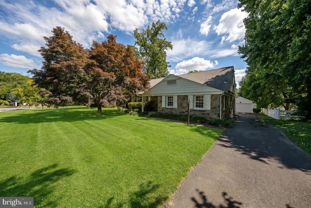 217 N LEXINGTON AVENUE , HAVERTOWN, PA 19083