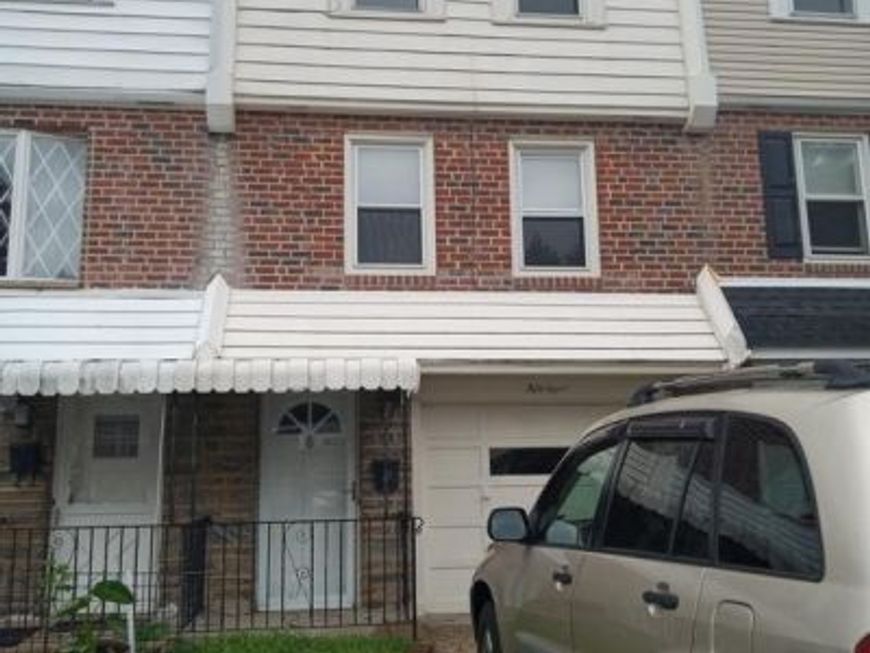 58 Suburban Lane, Upper Darby, PA 19082 Main Photo